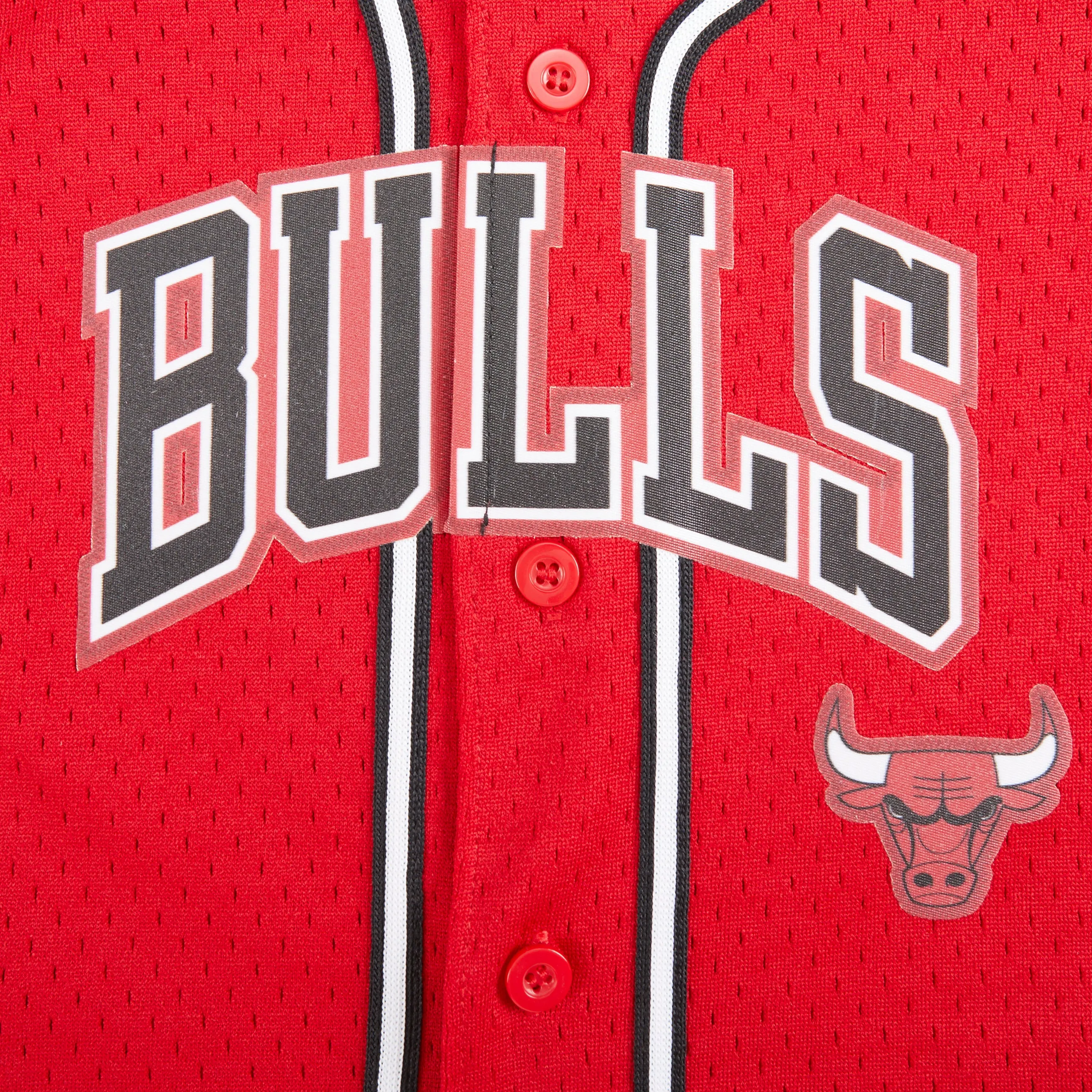 NBA CHICAGO BULLS CLASSIC TODDLER BOYS MESH BUTTON DOWN SHIRT (RED/BLACK)